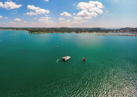 Redcliffs by The Serendipity Collection