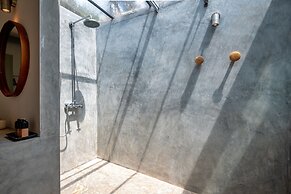 Redcliffs by The Serendipity Collection