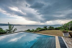 Redcliffs by The Serendipity Collection