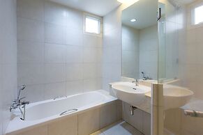 Baan Sanpleon Beachfront Condominium