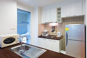 Baan Sanpleon Beachfront Condominium