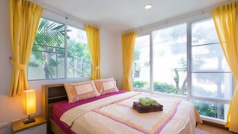 Baan Sanpleon Beachfront Condominium