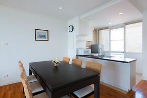 Baan Sanpleon Beachfront Condominium