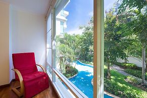 Baan Sanpleon Beachfront Condominium