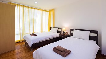 Baan Sanpleon Beachfront Condominium