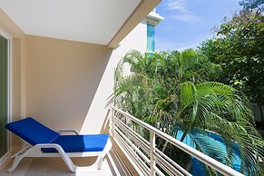 Baan Sanpleon Beachfront Condominium