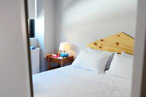 Live in Athens, Psyrri Central Apartments