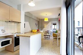 Live in Athens, Psyrri Central Apartments