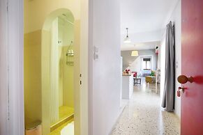 Live in Athens, Psyrri Central Apartments
