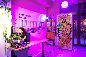 Live in Athens, Psyrri Central Apartments