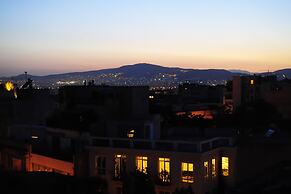 Live in Athens, Psyrri Central Apartments