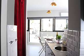 Live in Athens, Psyrri Central Apartments