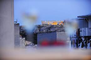 Live in Athens, Psyrri Central Apartments