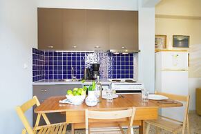 Live in Athens, Psyrri Central Apartments