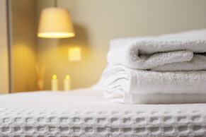 Live in Athens, Psyrri Central Apartments