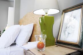 Live in Athens, Psyrri Central Apartments