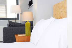 Live in Athens, Psyrri Central Apartments