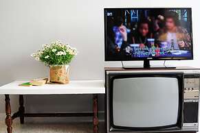 Live in Athens, Psyrri Central Apartments