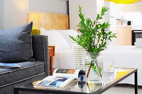 Live in Athens, Psyrri Central Apartments