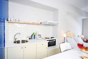 Live in Athens, Psyrri Central Apartments