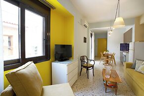 Live in Athens, Psyrri Central Apartments