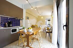 Live in Athens, Psyrri Central Apartments