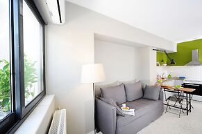 Live in Athens, Psyrri Central Apartments