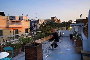 Live in Athens, Psyrri Central Apartments