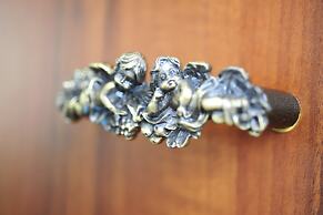 Live in Athens, Psyrri Central Apartments