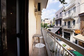 Live in Athens, Psyrri Central Apartments