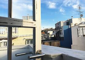 Live in Athens, Psyrri Central Apartments