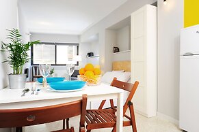 Live in Athens, Psyrri Central Apartments