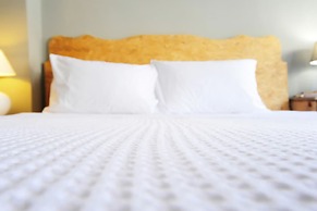 Live in Athens, Psyrri Central Apartments