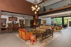 Rain Tree Khao Yai Hotel