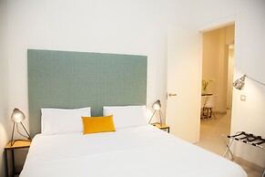 Guzman El Bueno Suites