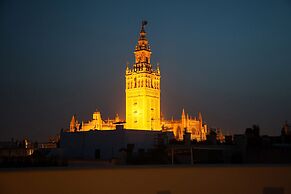 Guzman El Bueno Suites