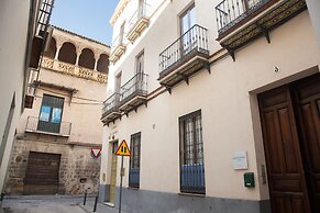 Guzman El Bueno Suites