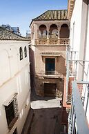 Guzman El Bueno Suites