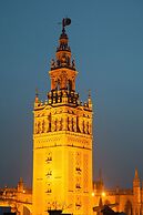 Guzman El Bueno Suites