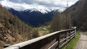 Ferienwohnungen am Berg - Almhütte Alfen