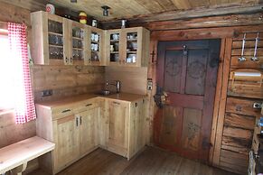 Ferienwohnungen am Berg - Almhütte Alfen