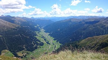 Ferienwohnungen am Berg - Almhütte Alfen