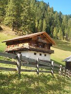 Ferienwohnungen am Berg - Almhütte Alfen