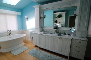 Luxury Oceanfront Estate