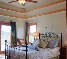 Settlement Courtyard Inn & Lavender Spa