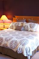 Settlement Courtyard Inn & Lavender Spa