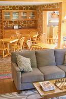 Settlement Courtyard Inn & Lavender Spa