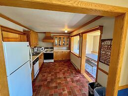 Settlement Courtyard Inn & Lavender Spa