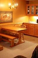 Settlement Courtyard Inn & Lavender Spa