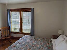 The Oliver House - Adults Only